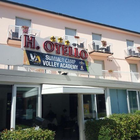 Hotel Otello Punta Marina Buitenkant foto